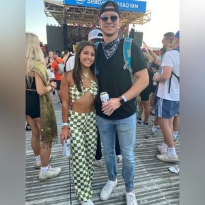 Green and white checked two piece pants set